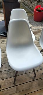 Lot de 4 chaises "coques", Maison & Meubles, Chaises, Bois, Enlèvement, Utilisé, Blanc