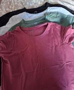 4 T-shirts decathlon, Kleding | Dames, T-shirts, Ophalen of Verzenden, Zo goed als nieuw, Zwart
