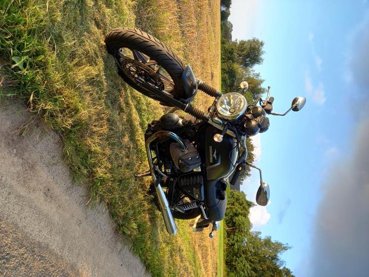 Moto Guzzi 2012 - STONE 1, Motoren, Motoren | Moto Guzzi, Particulier, Naked bike, 2 cilinders, Minimaal motorrijbewijs A2, Handvatverwarming