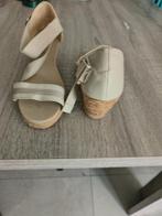 Chaussures, Kleding | Dames, Schoenen, Ophalen, Autre, Beige, Nieuw