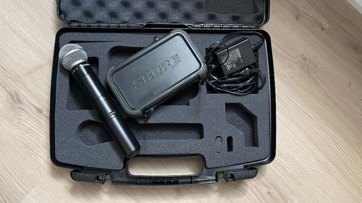 Shure PGX2-SM58A Beta + Shure PGX 4, Muziek en Instrumenten, Microfoons, Gebruikt, Zangmicrofoon, Ophalen of Verzenden