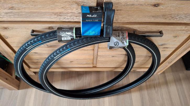 NIEUWE 28” fiets buitenband met extra anti-leklaag = €18/2st, Fietsen en Brommers, Fietsonderdelen, Nieuw, Band, Ophalen of Verzenden