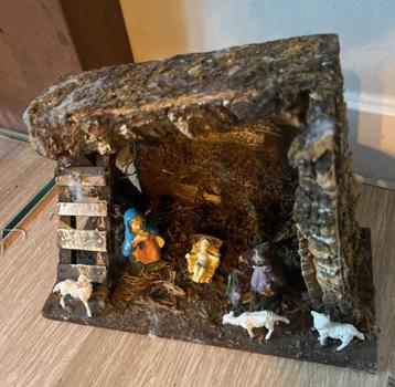 Crèche 10€ et couronne 5€ de Noel vintage, Divers, Enlèvement, Utilisé