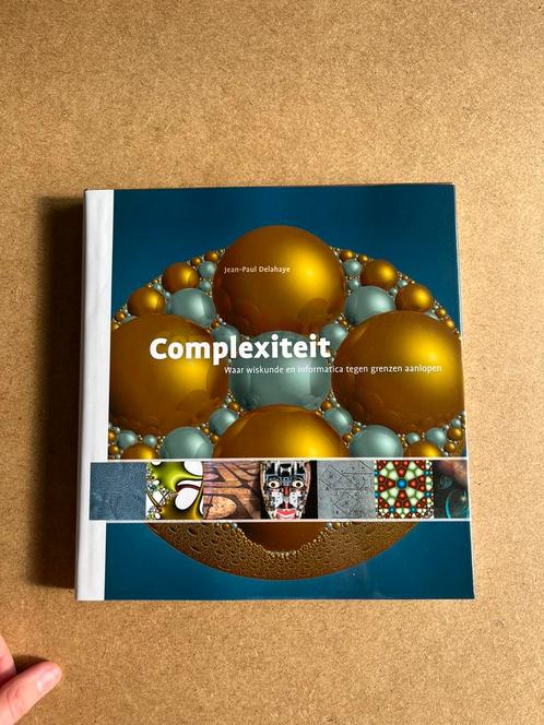 Complexiteit waar wiskunde en informatica tegen grenzen aanl, Livres, Art & Culture | Photographie & Design, Neuf, Enlèvement ou Envoi
