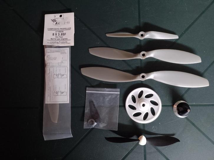 Vliegtuigpropellers, Hobby en Vrije tijd, Modelbouw | Vliegtuigen en Helikopters, Zo goed als nieuw, Vliegtuig, Groter dan 1:72