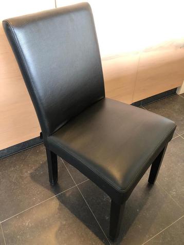 Stoelen 16 stuks  beschikbaar voor biedingen