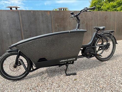 Urban Arrow Family 2022, Fietsen en Brommers, Fietsen | Bakfietsen, Zo goed als nieuw, Overige merken, 3 kinderen, Elektrisch