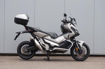 Honda X-ADV 750 / Topkoffer / Keyless / Handvatverwarming beschikbaar voor biedingen