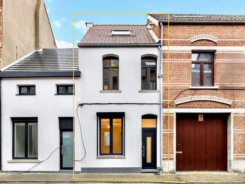 Woning te koop in Sint-Niklaas, 3 slpks, Immo, Huizen en Appartementen te koop, Vrijstaande woning, B