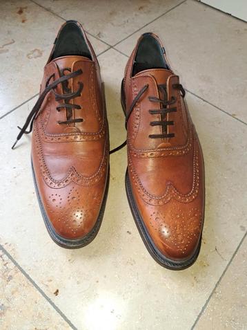 Nouvelles chaussures de la marque Floris Van Bommel. Taille 