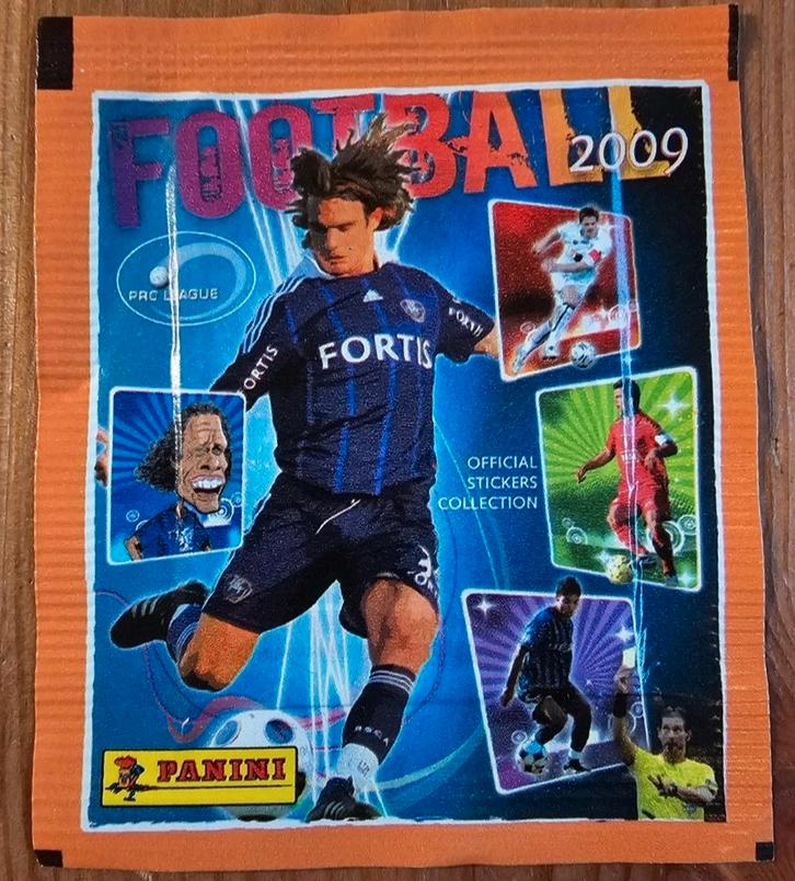 Panini Football 2009 gesloten zakje nieuwstaat zeldzaam!, Hobby en Vrije tijd, Stickers en Plaatjes, Zo goed als nieuw, Meerdere stickers