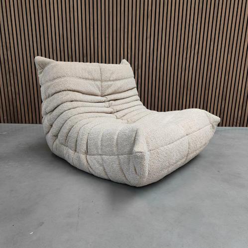 Ligne Roset Togo - Beige boucle, Huis en Inrichting, Fauteuils, Zo goed als nieuw, Stof, Overige materialen, 75 tot 100 cm, 75 tot 100 cm