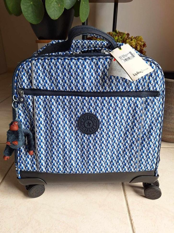Cartable à roulettes Kipling (Boy Geo) neuf, Handtassen en Accessoires, Tassen | Schooltassen, Nieuw, Aktetas of Boekentas, Blauw