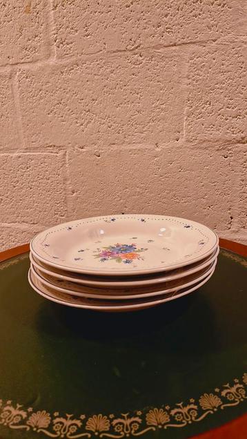 Vintage borden  beschikbaar voor biedingen