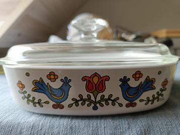 keramische ovenschotel met deksel beschikbaar voor biedingen