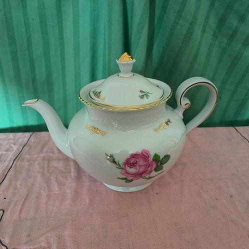 Bavaria theepot met beschilderde rozen erop, Antiek en Kunst, Antiek | Servies los, Ophalen