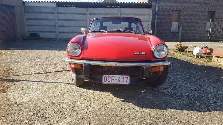 OLDTIMER, Auto's, Triumph, Particulier, Spitfire, Benzine, Cabriolet, 2 deurs, Handgeschakeld, Rood, Zwart, Kunstmatig leder, Achterwielaandrijving