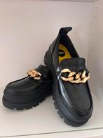 Buffalo loafers maat 39 met chunky gouden ketting, Kleding | Dames, Ophalen of Verzenden, Zo goed als nieuw, Buffalo, Instappers