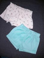 2 sponsen broekjes, maat 74 en 12m, Ophalen, Gebruikt, Broekje