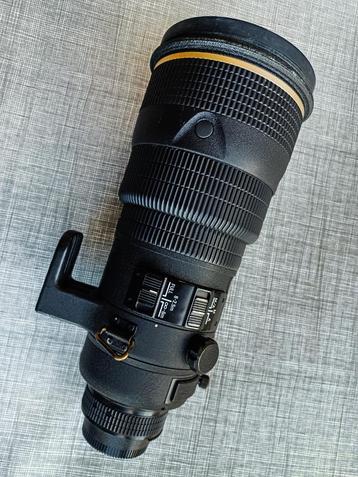 Nikon ED AF-S 300mm 1:2.8 D beschikbaar voor biedingen