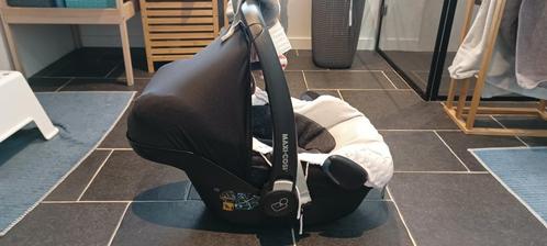 Maxi Cosi Pebble, Kinderen en Baby's, Babydragers en Draagdoeken, Zo goed als nieuw, Ophalen