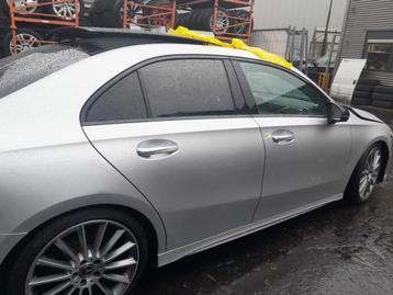 PORTIER RECHTS ACHTER A Limousine (177.1) (A1777301600) beschikbaar voor biedingen