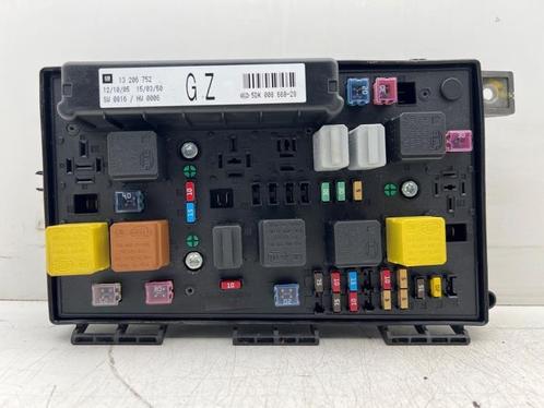 Zekeringkast van een Opel Astra, Auto-onderdelen, Elektronica en Kabels, Opel, Gebruikt, 3 maanden garantie, Ophalen of Verzenden