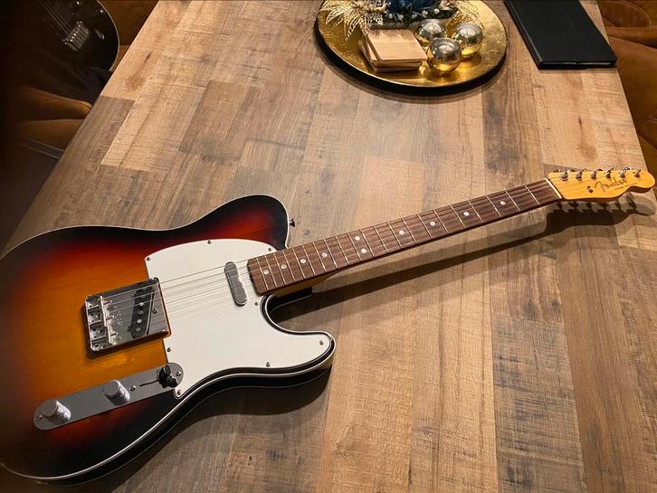 Fender Telecaster custom sunrbust, Muziek en Instrumenten, Snaarinstrumenten | Gitaren | Elektrisch, Gebruikt, Semi-solid body