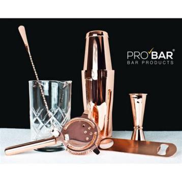 set voor professionele barmannen beschikbaar voor biedingen