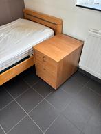 Eenpersoonsbed met nachtkastje en matras 70€, Huis en Inrichting, Slaapkamer | Bedden, Ophalen