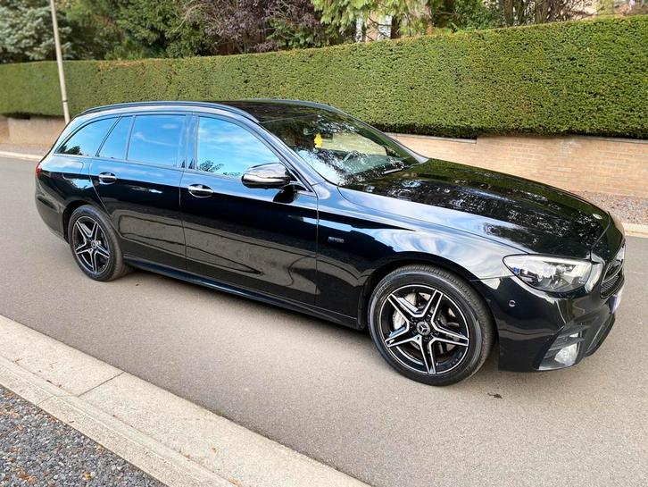 MERCEDES E300de Hybrid AMG Line Break volledige opties, Auto's, Mercedes-Benz, Particulier, E-Klasse, 360° camera, ABS, Achteruitrijcamera