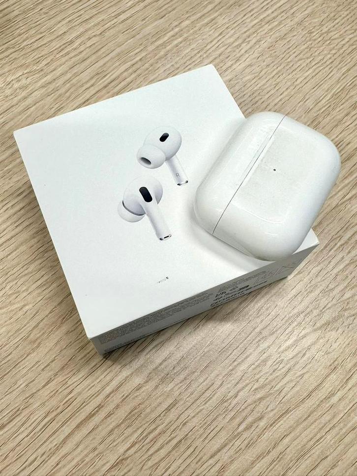 Apple AirPods Pro - magsafe, Telecommunicatie, Mobiele telefoons | Oordopjes, Gebruikt, In oorschelp (earbud), Bluetooth, Ophalen