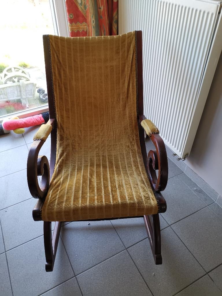 Schommelstoel (Vintage), Antiek en Kunst, Antiek | Meubels | Stoelen en Sofa's, Ophalen