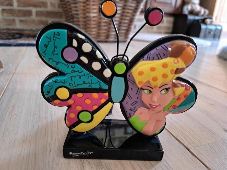Disney Romero Britto Tinkerbell Butterfly Icon Retired beeld, Verzamelen, Disney, Zo goed als nieuw, Beeldje of Figuurtje, Peter Pan of Pinokkio