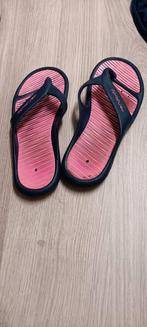 Sloffen maat 37-38, Kinderen en Baby's, Kinderkleding | Schoenen en Sokken, Ophalen of Verzenden, Zo goed als nieuw