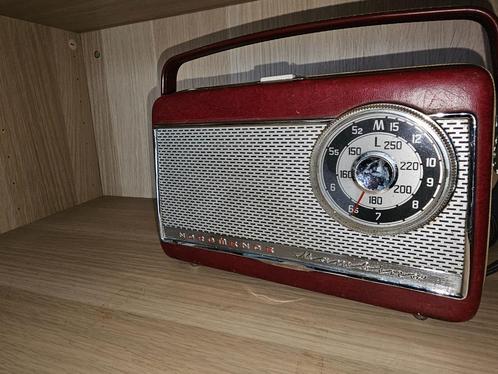Vintage Radio uit de jaren 60 omgebouwd tot bluetooth radio, Verzamelen, Retro, Ophalen of Verzenden
