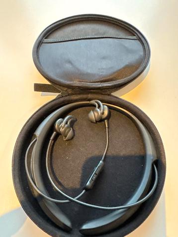 Bose QuietControl 30 – draadloze noise cancelling oortjes beschikbaar voor biedingen