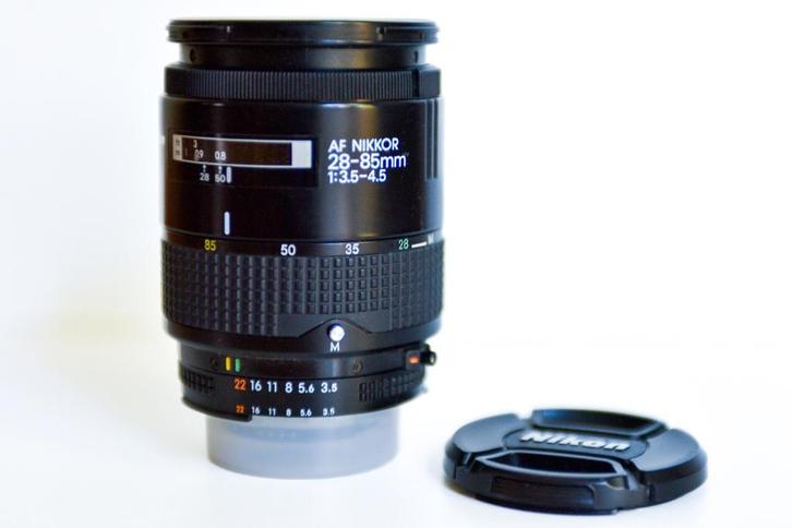 Nikon AF 28–85mm f/3.5-4.5 zoomlens met macro, Audio, Tv en Foto, Foto | Lenzen en Objectieven, Zo goed als nieuw, Standaardlens