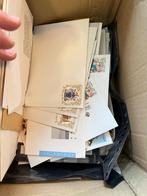 boîte de timbres, Timbres & Monnaies, Timbres | Albums complets & Collections, Enlèvement ou Envoi