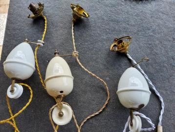 Drie kleinere hanglampen met contra gewicht art deco beschikbaar voor biedingen