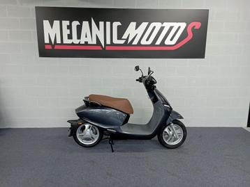 SCOOTER ELECTRIQUE IONE KYMCO 
