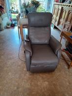 Elektrische relax zetel met uitstapfunctie, Huis en Inrichting, Fauteuils, Ophalen, Gebruikt, Kunststof