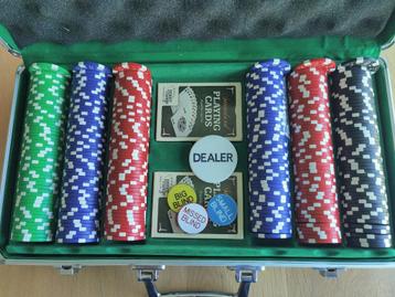 Poker set 300 chips beschikbaar voor biedingen
