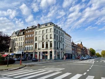 Appartement à vendre à Tournai, 8 chambres