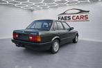 Bmw 320 4 deurs automaat 6 cillinders, Auto's, Automaat, 4 deurs, Grijs, Onderhoudsboekje