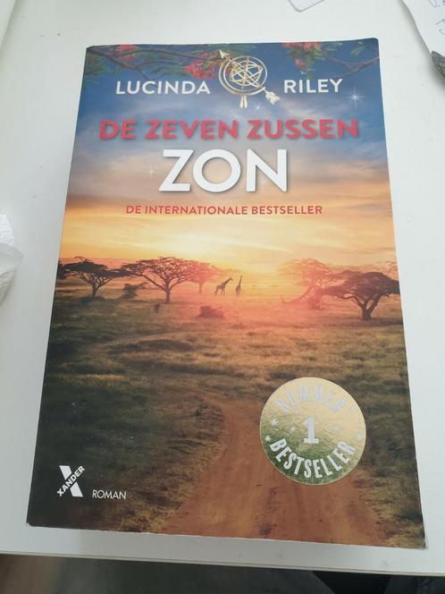 Lucinda Riley - Zon DEEL 6, Boeken, Literatuur, Zo goed als nieuw, Ophalen of Verzenden