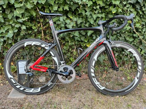 Velo de course full carbone, Fietsen en Brommers, Fietsen | Racefietsen, Carbon, Ophalen