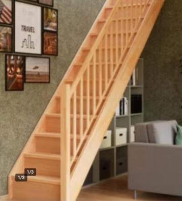 beukenhouten trap  beschikbaar voor biedingen