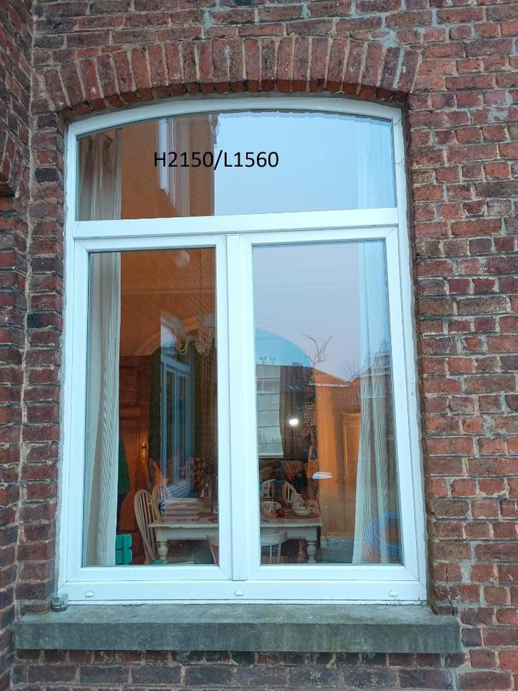 Grand châssis PVC blanc, Bricolage & Construction, Vitres, Châssis & Fenêtres, Utilisé, Fenêtre de façade ou Vitre, 160 cm ou plus