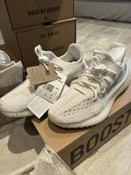 Yeezy 350v2 Bone Maat 40 2/3 Nieuwstaat nog in de doos!!, Wit, Nieuw, Ophalen of Verzenden, Sneakers